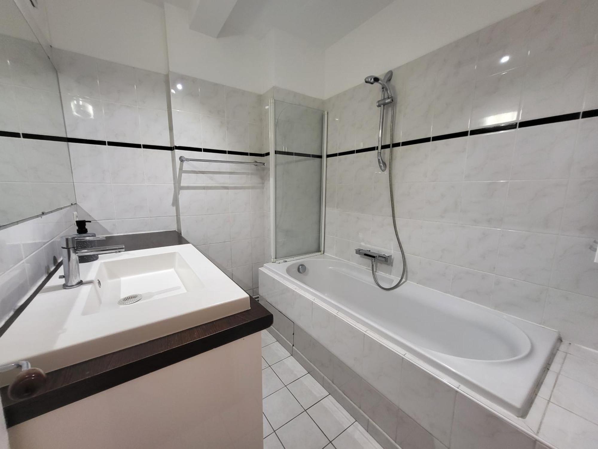 Spacious And Comfortable Apartment - Perfect For Families & Friends - Near Public Transportation Montrouge Kültér fotó